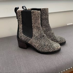NWOT UGG Camden Exotic Spotted Bootie